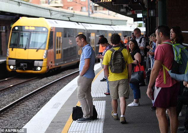 A strike that threatened to bring Sydney Trains to a standstill this weekend has been called off