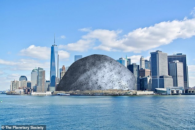 This illustration shows the size of Apophis in relation to New York City. A direct hit from this asteroid would not destroy the entire Earth, but it would wipe out a large urban area