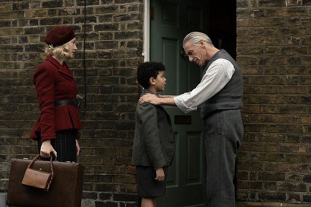 Blitz follows the story of single mother Rita (the excellent Saoirse Ronan) who shares a terraced house with her nine-year-old mixed-race son, George (impressive newcomer Elliott Heffernan), and her father Gerald (convincingly played by musician Paul Weller). in his acting debut)