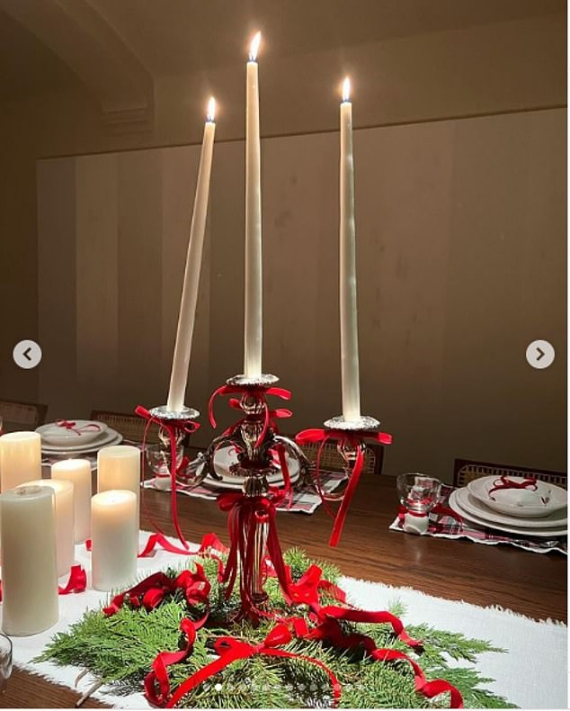 The star also showed off her candlestick on her table