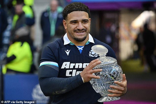 Bath had been keeping an eye on Sione Tuipulotu, but the Scotland captain has re-signed for Glasgow