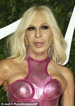 Donatella looked very different when she posed in London at the British Fashion Awards in December 2019