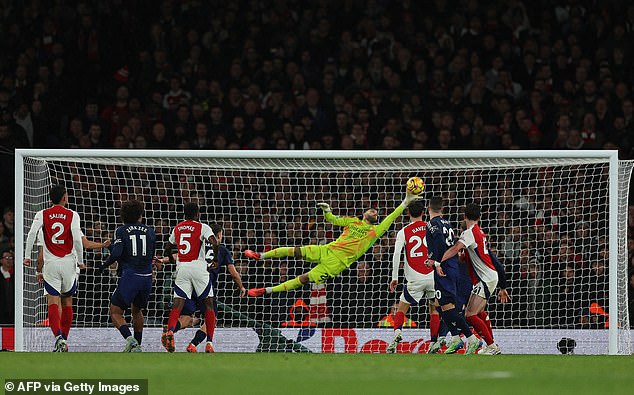 David Raya produced a stunning stop from Matthijs de Ligt to maintain Arsenal's lead