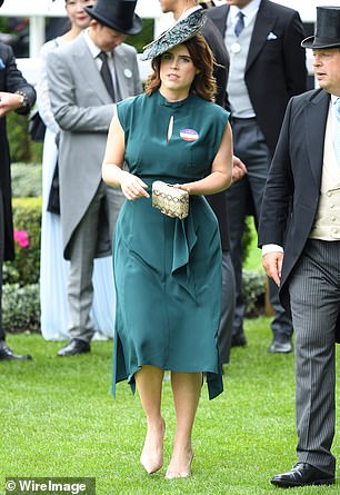 The royal family's waist is the first thing you admire when you see her in this Cefinn dress in 2019