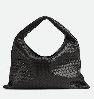 Many have noticed a sharp resemblance to Italian luxury fashion brand Bottega Veneta's Hop bag ($5,800)