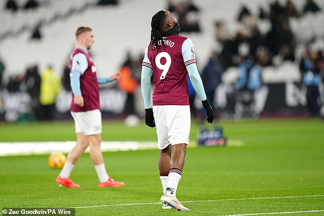 Aaron Wan-Bissaka is one of the Hammers players making the gesture ahead of the Wolves match