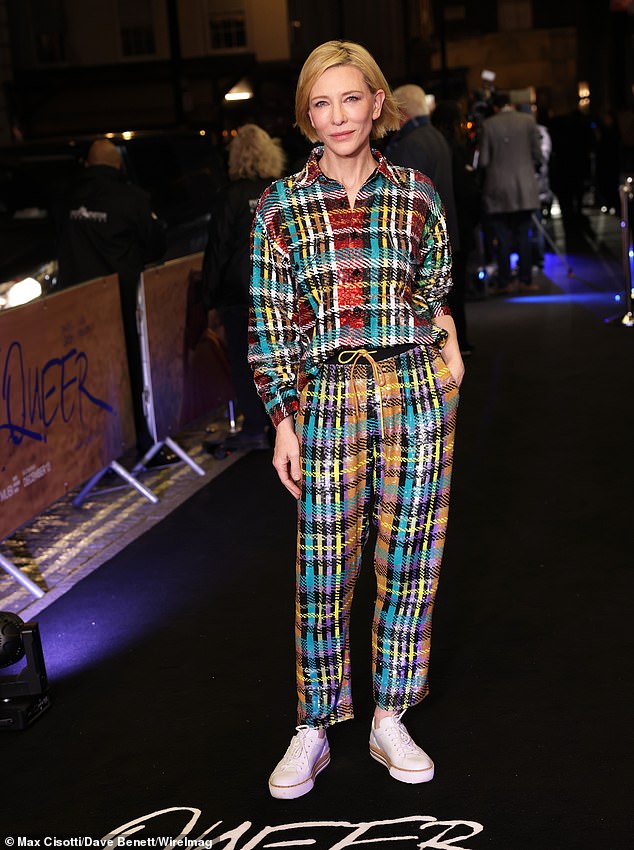 Cate beamed for photos in the eye-catching ensemble