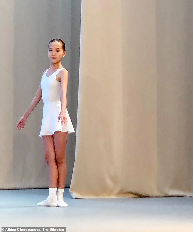 She was an avid ballet dancer and studied at the Yakutsk Ballet School before leaving that world behind