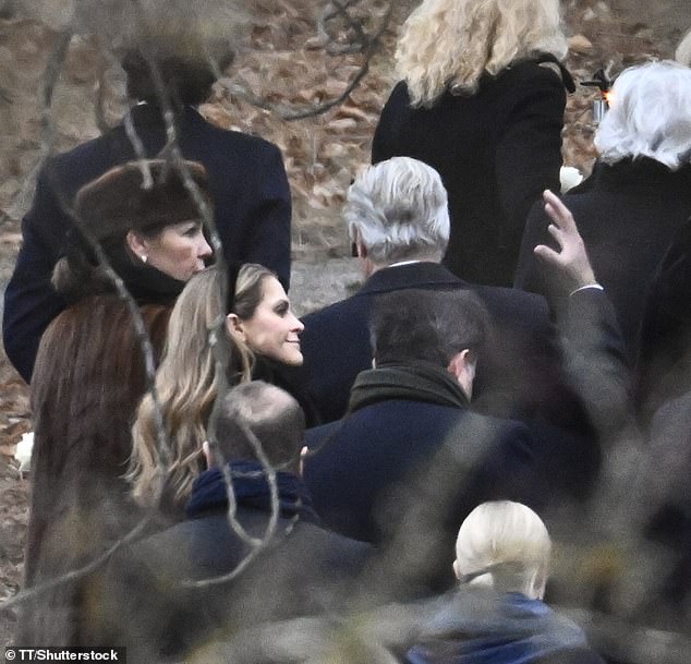 In the photo: Princess Madeleine and other guests on their way to the funeral of Princess Birgitta at the Royal Cemetery in Hagaparken