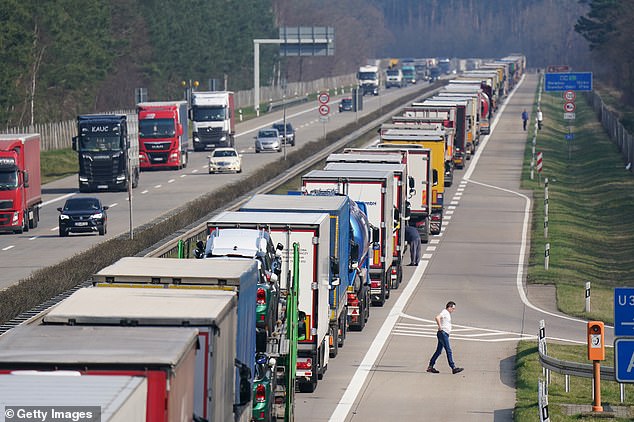 A queue for trucks at the German-Polish border