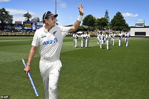 However, the tourists suffered a thumping defeat in the final Test - the farewell of Tim Southee