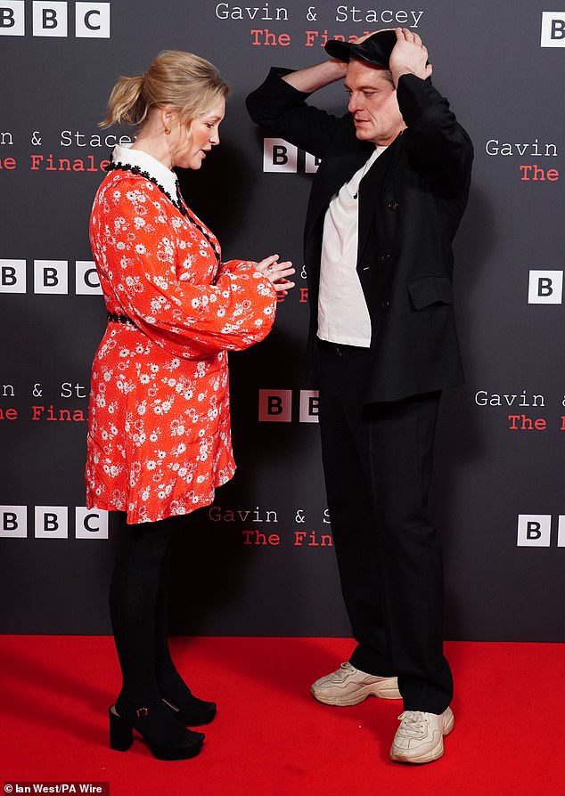 He and Joanna chatted on the red carpet during the screening