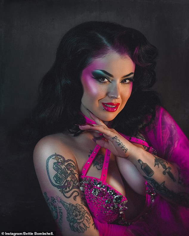 Australian burlesque performer Bettie Bombshell, who was in the cast of Oracle, claims she is owed $7,000 and a pension after initially agreeing to accept a large martini glass as payment.