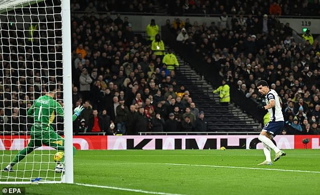 Dominic Solanke had opened the scoring after fifteen minutes with a close-range finish