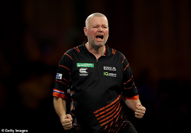 Grbavac walked to 'Eye of the Tiger', the national anthem usually used by Raymond van Barneveld