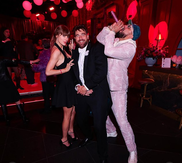 Swift thought she was having dinner with Kelce before she found out it was her birthday party