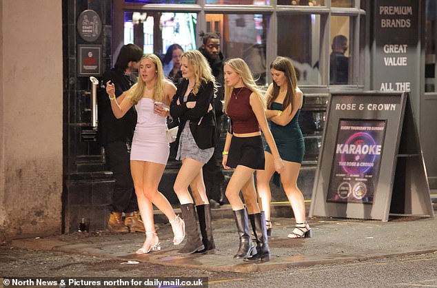 NEWCASTLE: Celebrate friends at their Christmas best as revelers pour into the city on Black Eye Friday