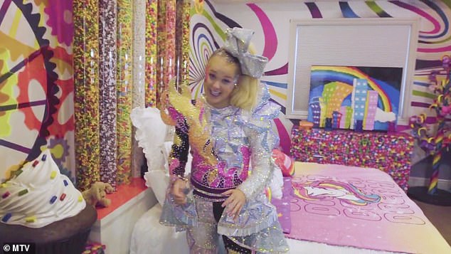 Jojo also had a slime room, a rainbow room and a psychedelic bedroom filled with a whopping 4,000 pounds of candy.