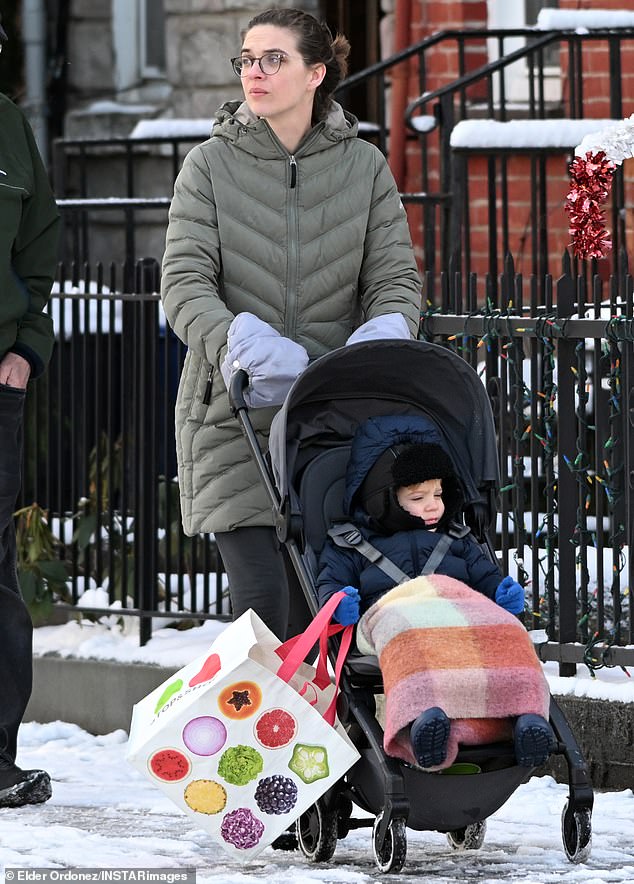 They also stopped by a hairdresser when her son got a quick haircut and later picked up a few items from a supermarket