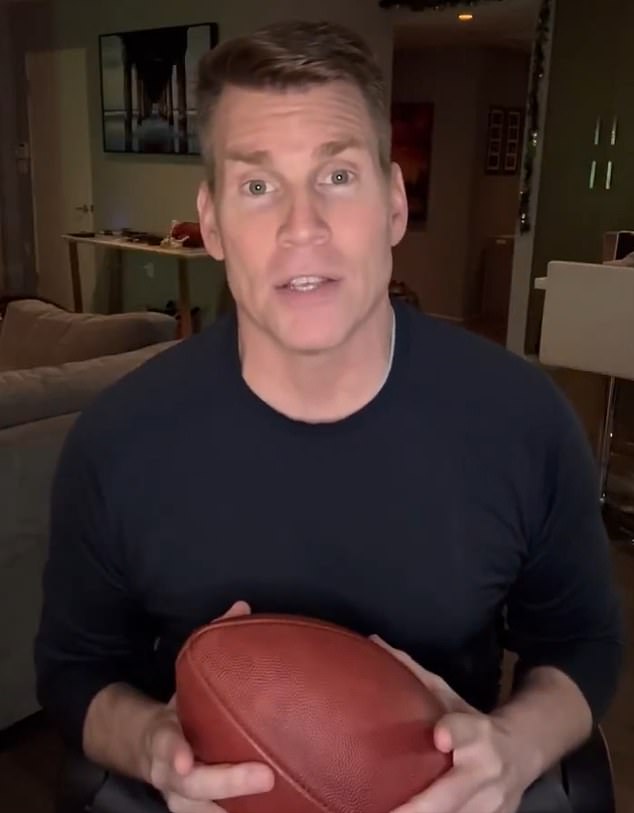 Host Scott Hanson apologized last week for using his 