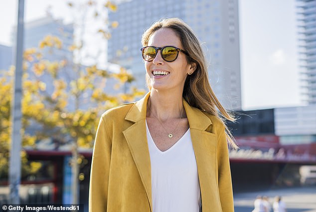 1734909453 776 The bizarre and upsetting issue plaguing Aussies who wear sunglasses