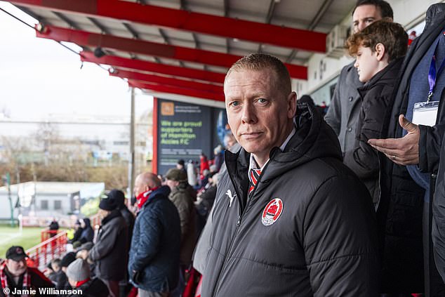 Clyde director Graeme Kelly reported good news about the club's financial future