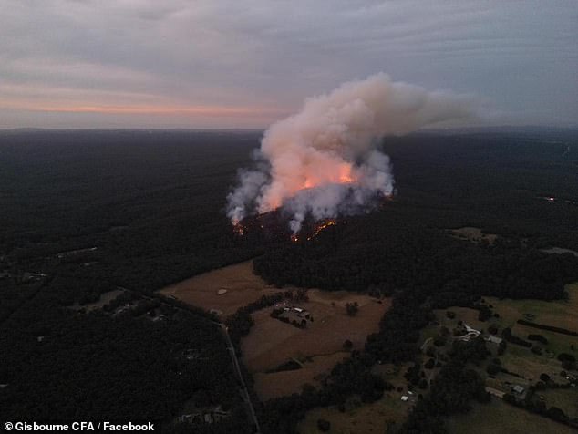 More than 300 firefighters are actively battling the blaze in the Grampians in an attempt to contain it before extreme fire danger warnings are issued later in the week.