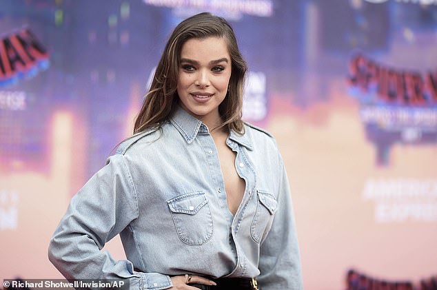 Hailee Steinfeld is very famous and has kept her romance with Josh Allen mostly offline