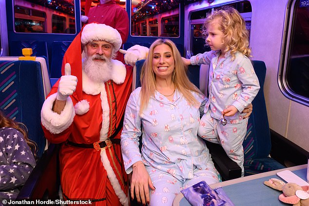 Stacey Solomon prepares an unusual breakfast for her husband and children at Christmas