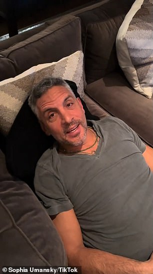 1735098527 964 Mauricio Umansky DRAGGED by his daughter Sophia for ditching Wicked