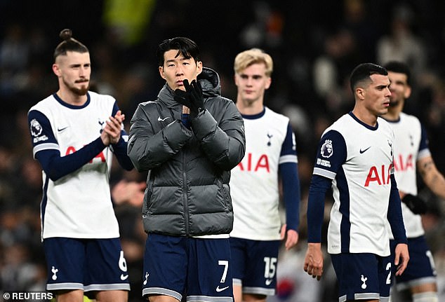 Postecogolu, who has been criticized for Spurs' playing style, says it is impossible to be perfect