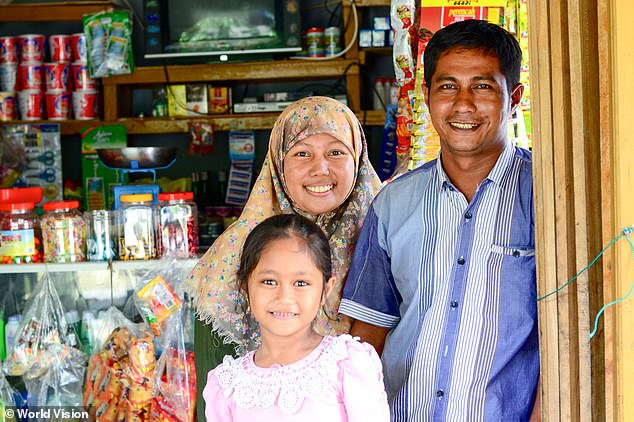 In 2006, Khairani married her husband Surdirman and the couple had a daughter.