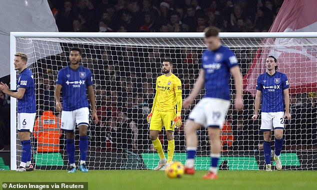 Warriors Ipswich were not good enough to expose Arsenal's insecurities