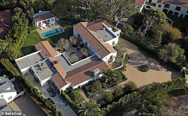 New aerial footage captures the stunning seven-bedroom mansion Seacrest is preparing to call home