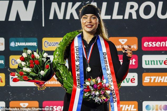 Leerdam later celebrated her success on the podium of the National Championships event