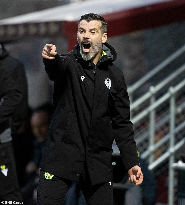 Motherwell manager Stuart Kettlewell was furious that the goal was disallowed by the referee