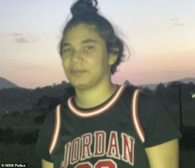 Family has not seen or heard from the teenager (photo) since Christmas Eve