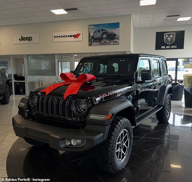 The 35-year-old Portelli shared a series of photos on Instagram on Thursday of his latest acquisition: a 2024 Jeep Wrangler Rubicon Unlimited