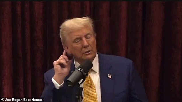 Donald Trump on Joe Rogan's podcast. The interview with Harris has been viewed by more than 900,000 people. But this paled in comparison to the 52 million viewers who watched Trump's appearance on Joe Rogan's podcast