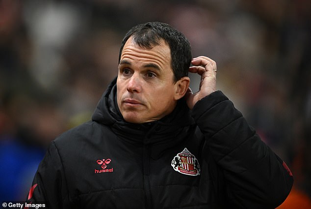 Sunderland drew 1-1 on Tuesday and is fourth in the championship under Regis Le Bris