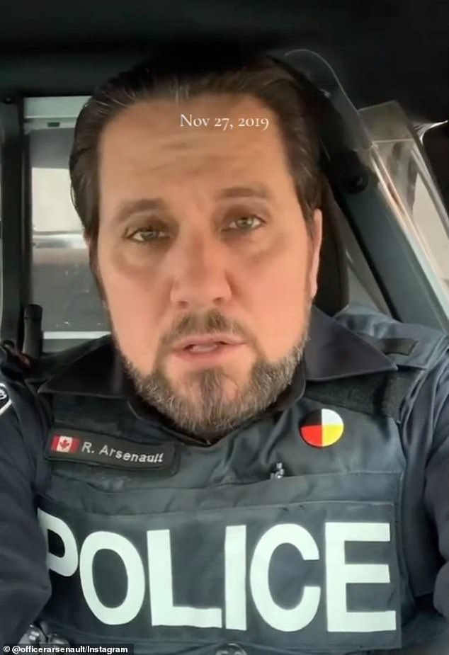 Canadian police officer and influencer Officer Arsenault shared surprising tips on how to deal with strangers knocking on people's doors