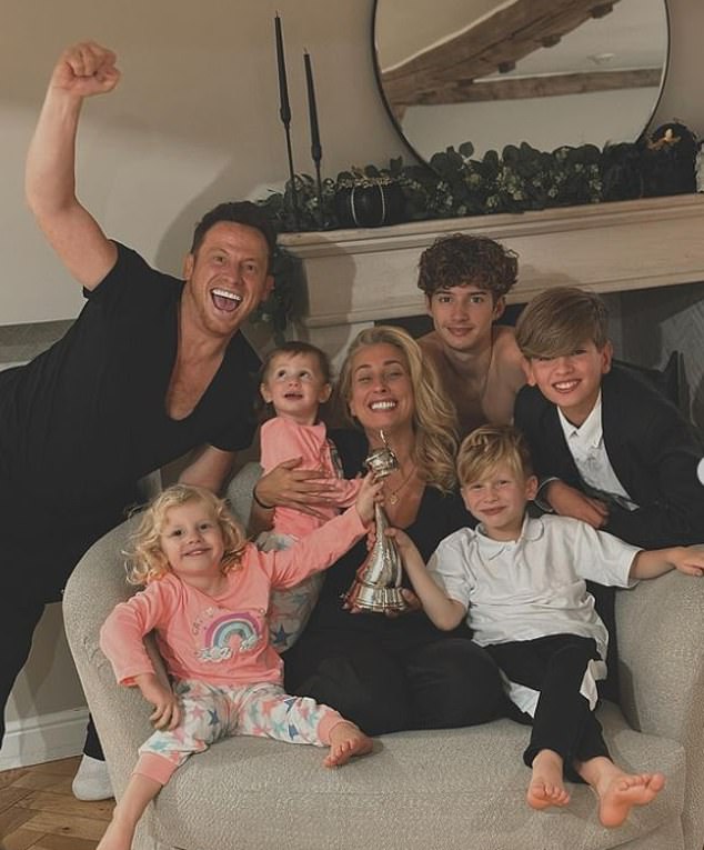 Stacey named her elf after husband Joe Swash to entertain their children: Zachary, 15, Leighton, 11, Rex, four, Rose, two, and one-year-old Belle