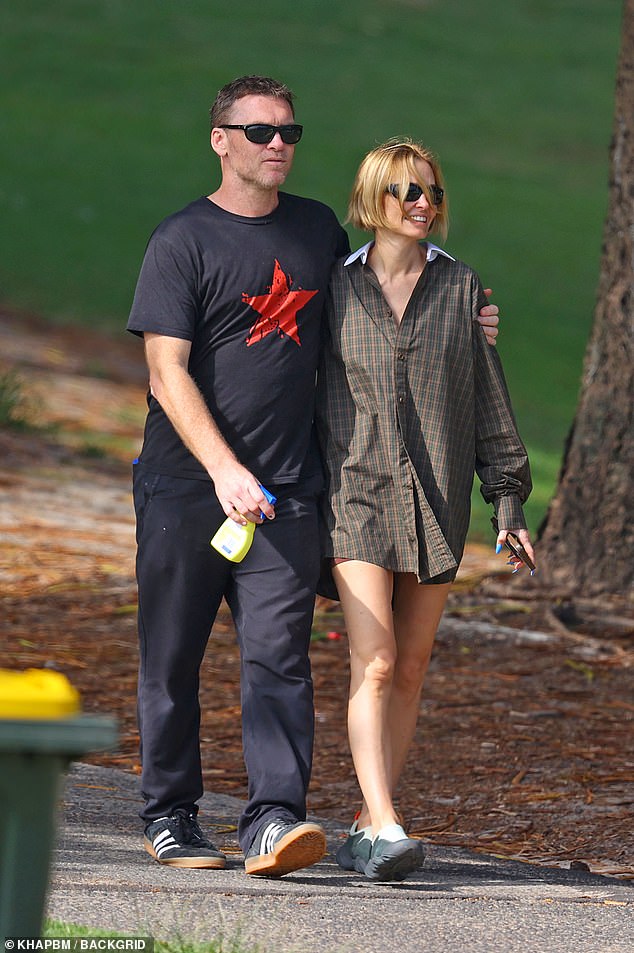 Sam Worthington proved chivalry isn't dead on Friday when he stepped out with his wife Lara for a romantic park date