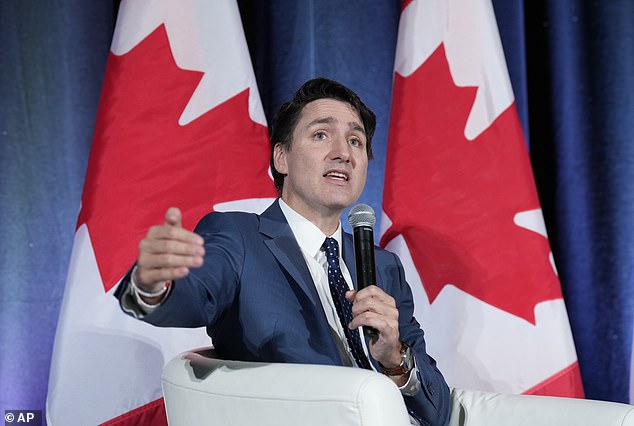 Canadian Prime Minister Justin Trudeau landed at Palm Beach International Airport on Friday evening for a meeting with newly elected President Donald Trump