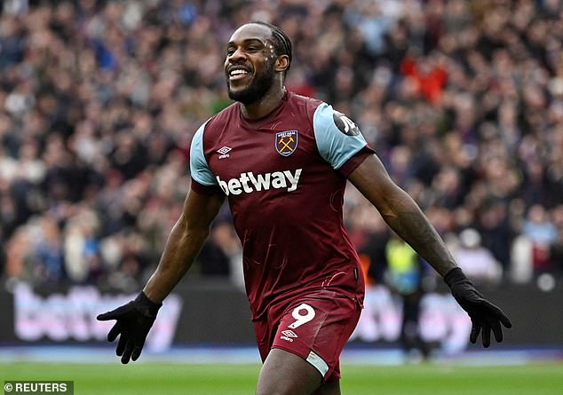 West Ham star Michail Antonio was involved in a car accident, the Hammers confirmed