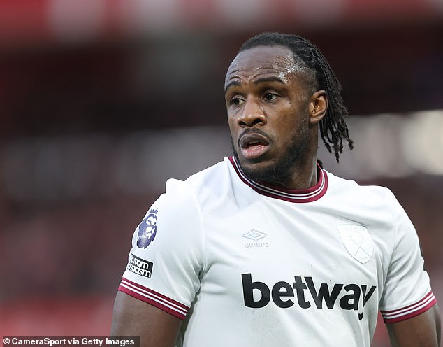 West Ham Players Are Sending Michail Antonio 'messages Of Support ...