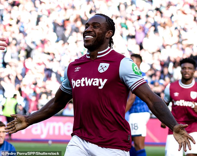 Michail Antonio's former manager Martin Allen has posted a heartbreaking tribute to the star