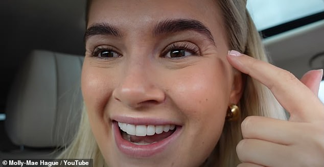 Molly-Mae Hague, 25, Jokes She Is 'getting Old' As She Heads To Botox ...