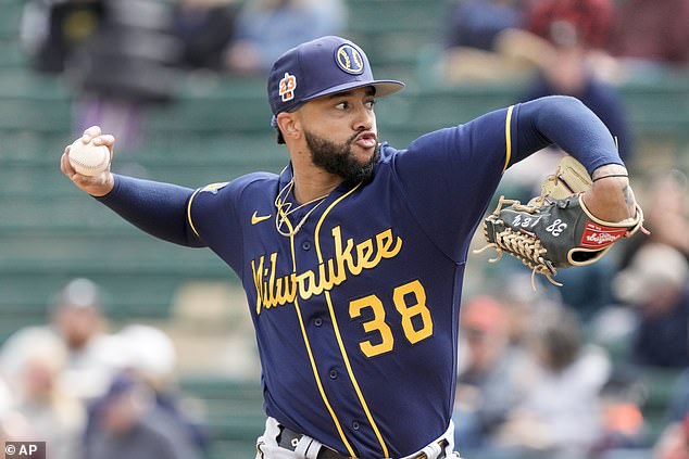 The New York Yankees are trading for Milwaukee Brewers closer Devin Williams