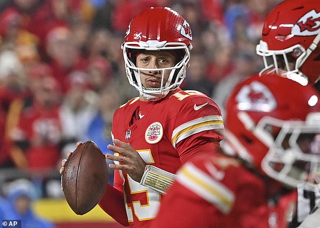 Patrick Mahomes played for the Chiefs late in the win over the Chargers